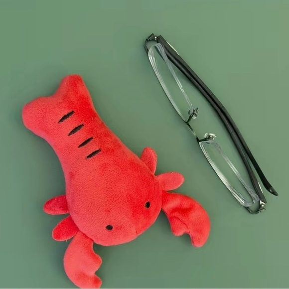 New Lobster Plush Toy red and cuddly - Picture 3 of 6
